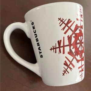 NWOT Starbucks Large Red Snowflake/White Mug 2012 Holiday Cup